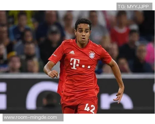 新西兰中场辛格租借加盟惠灵顿凤凰曾为拜仁出战两次